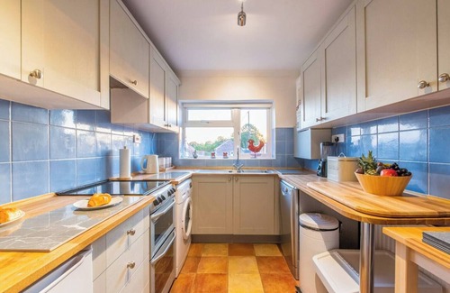 Glastonbury House | Pass the Keys | Large Luxury Glastonbury House, Stunning views!