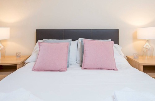 Pontcanna Apartment | Pass the Keys | Lovely 1 bed apartment in Pontcanna with Parking!
