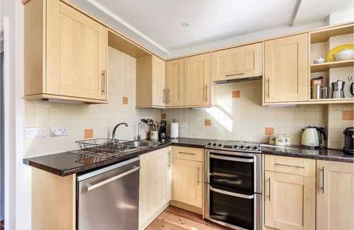 Iffley House | Pass the Keys | Lovely 3 Bedroom Garden Home in Oxford