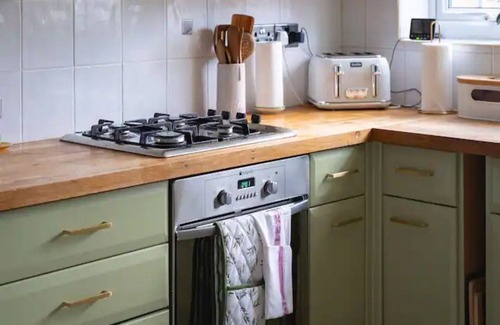 Rickmansworth House | Pass the Keys | Stylish Modern 3 bed house with Parking
