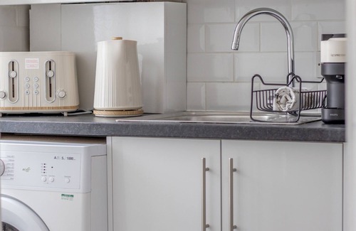 Glasgow Apartment | Pass the Keys | Stay in Glasgow South