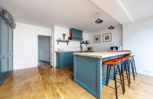 Summertown House | Pass the Keys Stunning 3 Bed Parking in Leafy North Oxford