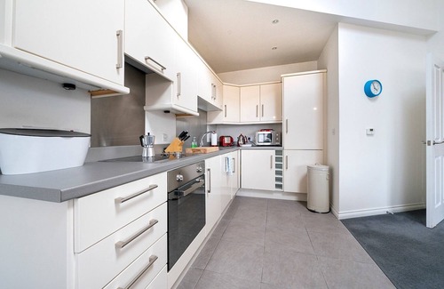 Cathedral Quarter Apartment | Pass the Keys | Stunning 2BR Penthouse Loft in Cathedral Quarter