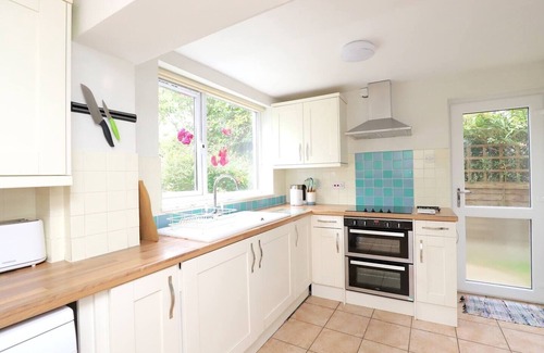 Headington House | Pass the Keys | Victorian 3 Bed inc Parking & Garden Headington