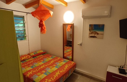 Saint-Claude House | "PASSIONS CARAÏBES", CHARMING GITE FOR RENT IN SAINT-CLAUDE (BASSE-TERRE)