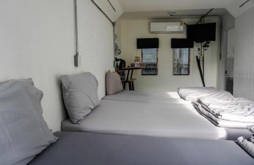 Chonburi House | Patoey House