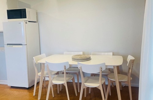 Patons Rock Apartment | Patons Rock Cutie