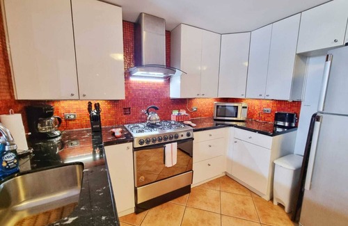 Casco Viejo Condo | Patty’s Stunning 2-Bdr Loft with Balcony in Historical Casco Viejo