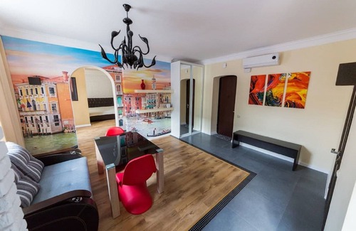 Brest Apartment | PaulMarieApartments on Sovetskaya