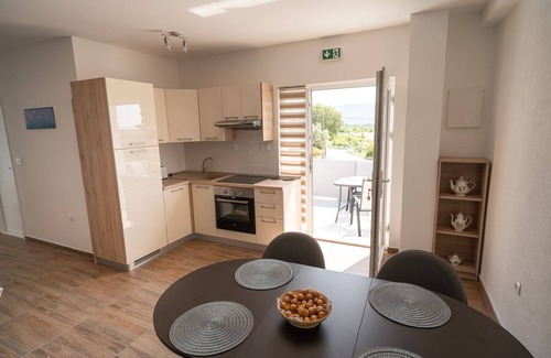 Sibenik Apartment | Pave & Ema apartman