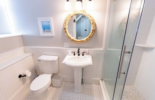 Historic Hill Bed & Breakfast | Paws on Pelham
