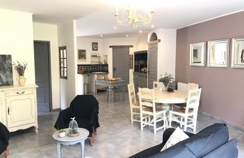 Saint-Ferreol-Trente-Pas House | Pays des Senteurs