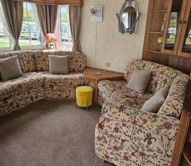 Glynarthen Resort | PB6