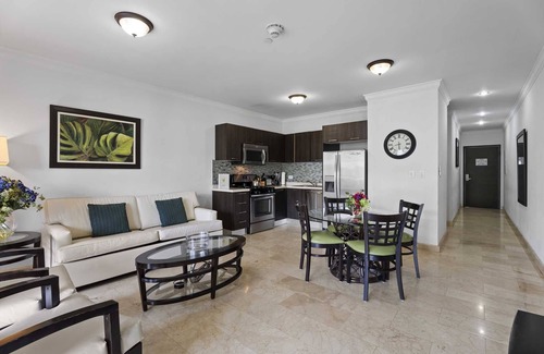 Washington Condo | PC314 - Pool View - Couple or Family with kids - 1BR