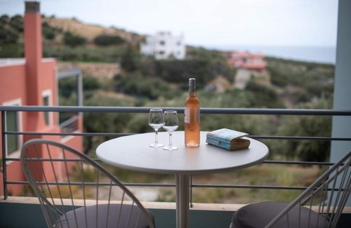 Keratokambos Apartment | Peace and Beach House