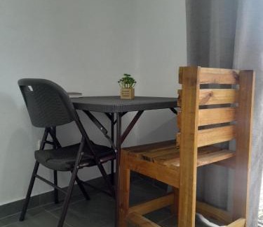 Nadi House | Peace Hut