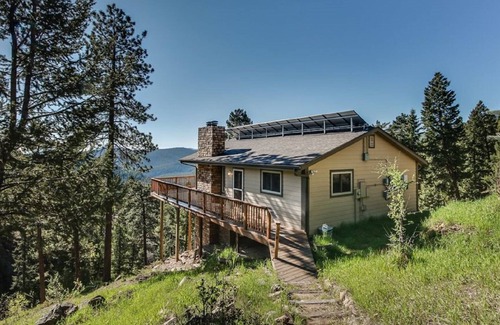 Shadow Mountain House | Peace of mind. Amazing view,Family Friendly, Minutes from Dwtwn