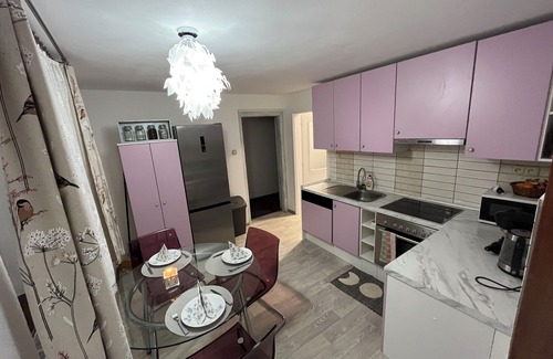 Brloh Apartment | Peaceful 1-Bedroom Apartment in Family Farmhouse in Brloh