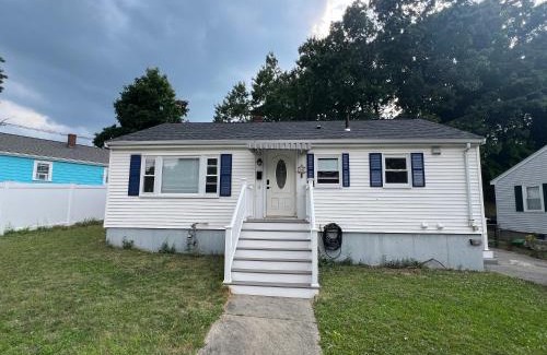 West Street - River Street House | Peaceful 1BR easy commute, urban suburban mix feel in Boston