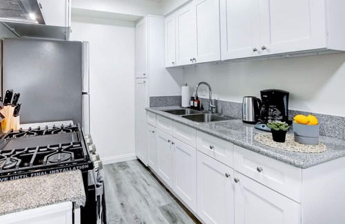 Monterey Park Apartment | Peaceful 1BR Stay + Parking + Near DTLA #TravelSGV