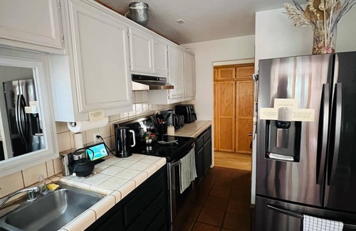 Foresthill House | Peaceful 3-bedroom house w/AC, fitness room & sauna in the middle of Forest