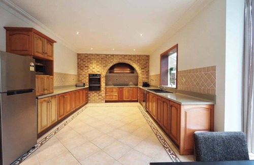 Concord House | Peaceful 4-bed Concord escape with private pool