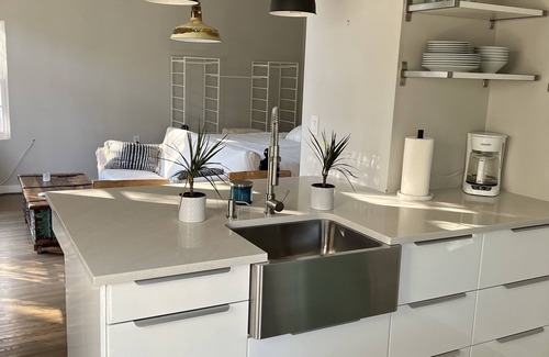 Valmonte Apartment | Peaceful and Private