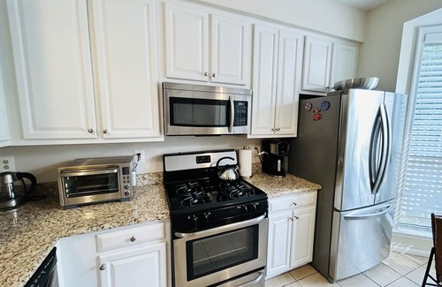 Lowes Island House | Peaceful and Cozy near Algonkian Parks, IAD Airport, Washington DC