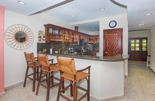 Lawson Rock Condo | Peaceful and luxurious- Seahorse 105 2 bed 2 bath