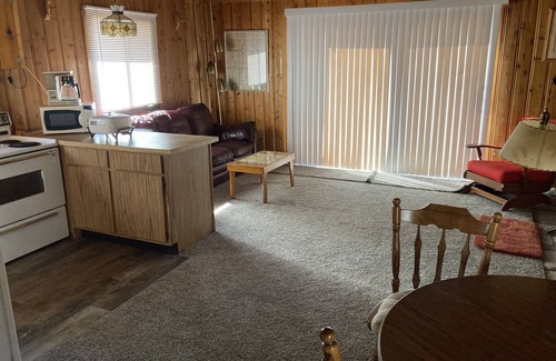 Atlanta Cabin | Peaceful and private room for all your toy haulers