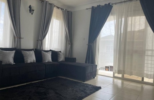 Kampala Apartment | peaceful and quiet apartment with 24 hr security