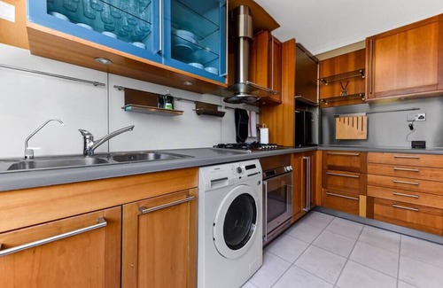 Cazenove House | Peaceful and Radiant 3BR Flat