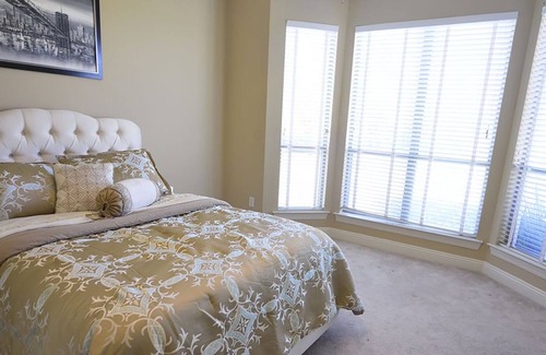 Burnside House | Peaceful, Award-Winning Gated Pelican Point Golf Community
