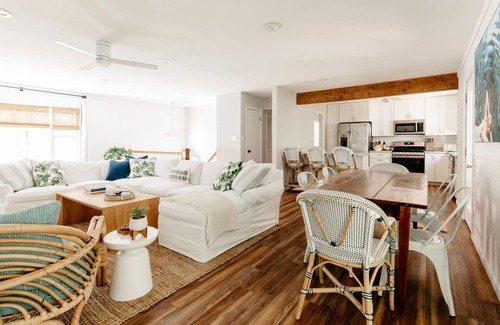 Southern Shores House | Peaceful Beach Retreat in Southern Shores.Beach Front Parking Passes included