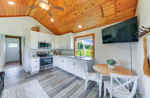 Bonners Ferry House | Peaceful Bonners Ferry Cabin with Deck and Mtn Views!