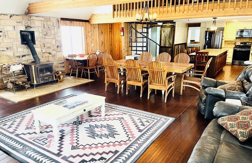 Snowbird Cabin | Peaceful Cabin Adventure between SLC & Park City