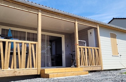 Arzal Ski Chalet | Peaceful Chalet with Pool near Gulf of Morbihan