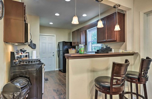 Columbus House | Peaceful Columbus Retreat w/Deck & Yard!