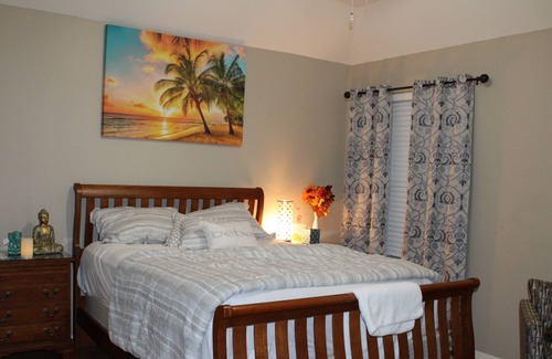 Alden Bridge House | Peaceful, comfortable room away from home with 2 bedrooms (1Q1F) &massage chair