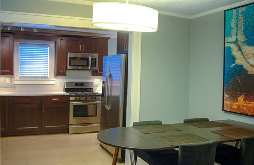 Roswell Cottage | Peaceful Cottage in Heart of Historic Roswell