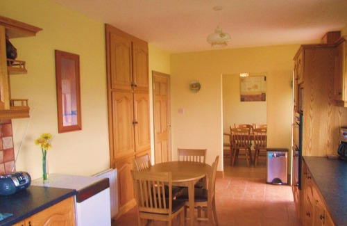Caragh Cottage | Peaceful cottage off the Ring of Kerry on the Wild Atlantic Way with free Wi-Fi