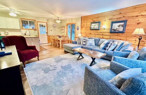 Dunchurch Cottage | Peaceful Cottage Retreat ~ 4 Season - Fantastic View