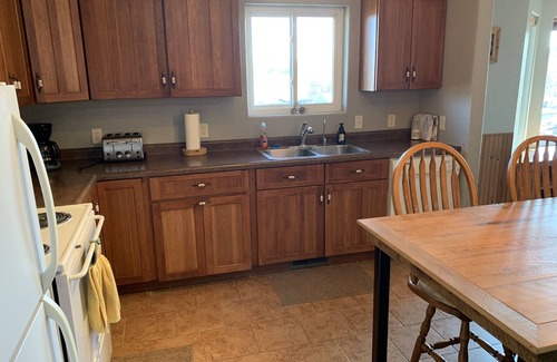 Sparta Apartment | Peaceful Country Comfort W Panoramic Views of Big Creek Valley