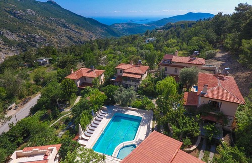 Islamlar Villa | Peaceful Country Cottage Villa with Private Pool