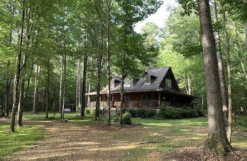 Etta Cabin | Peaceful country getaway just outside Oxford, MS