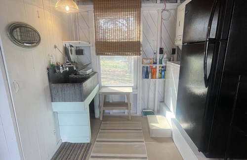 Weweantic Cottage | Peaceful Cozy Water Front Cottage. Step back in time and ENJOY
