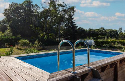 Saint-Martial-Viveyrol House | Peaceful Dordogne countryside cottage with pool.