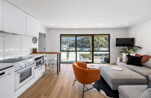 Picton House | Peaceful Escape – Picton Holiday Apartment
