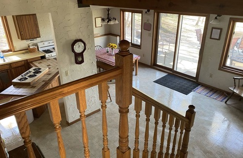 New London Cabin | Peaceful Family Cabin