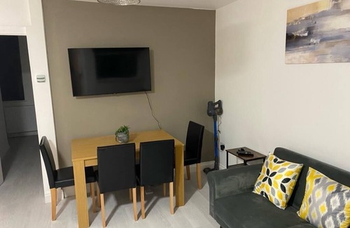 Sudbury Apartment | Peaceful Family friendly two bedroom apartment.